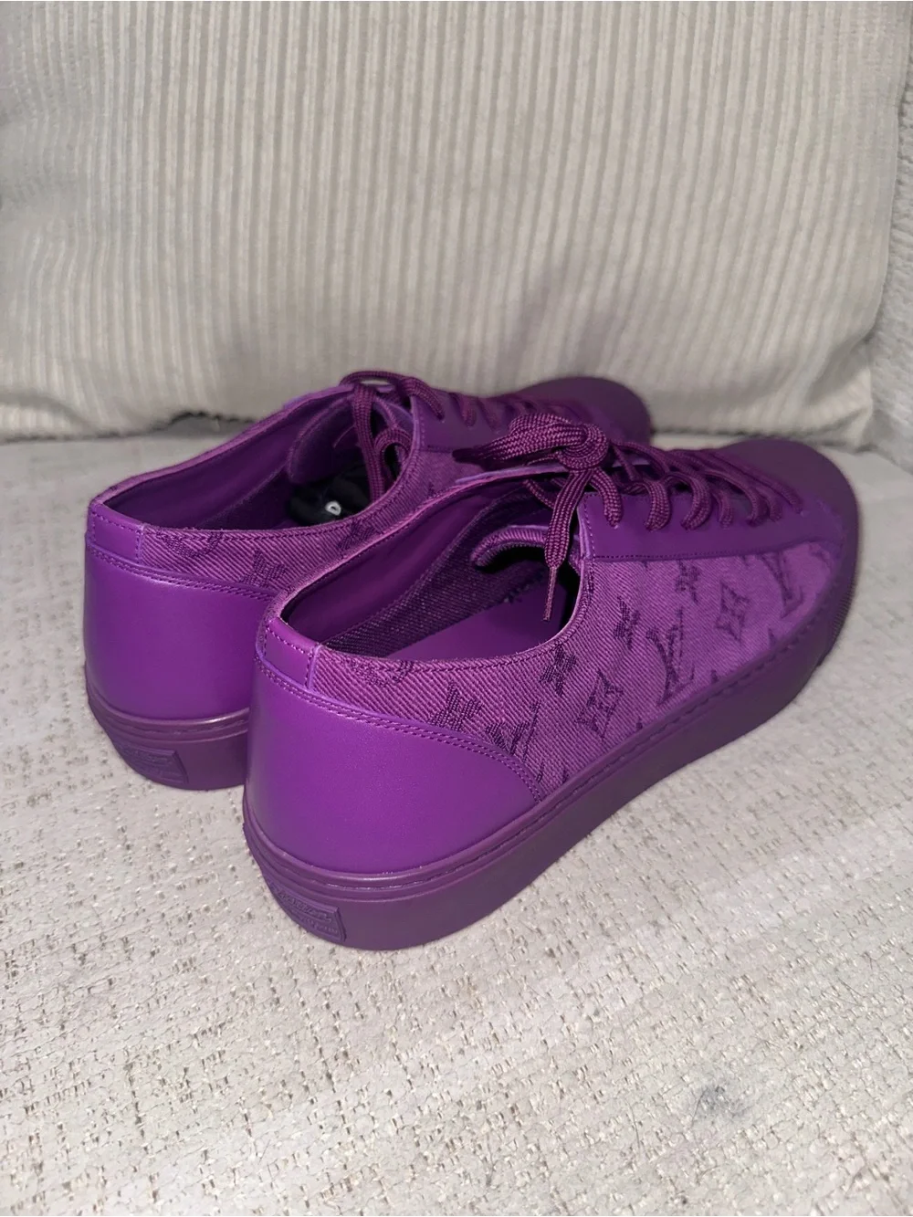 54-26 Preloved Louis Vuitton Purple Men’s Low-Top Casual Sneakers